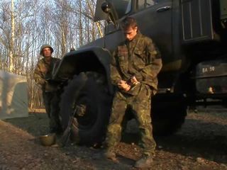 Militar homens a foder o a maioria fantástico schlong